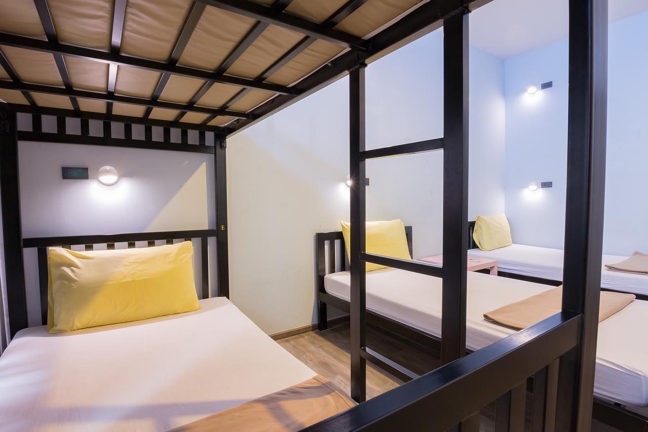 Oldtown Hostel Бангкок Экстерьер фото