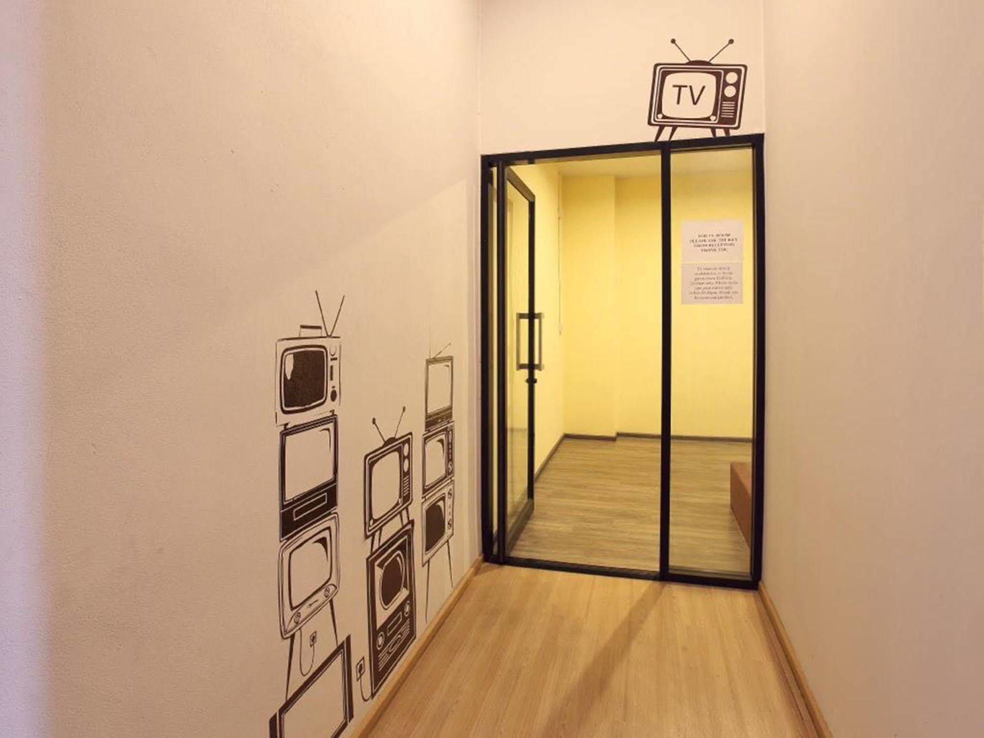 Oldtown Hostel Бангкок Экстерьер фото